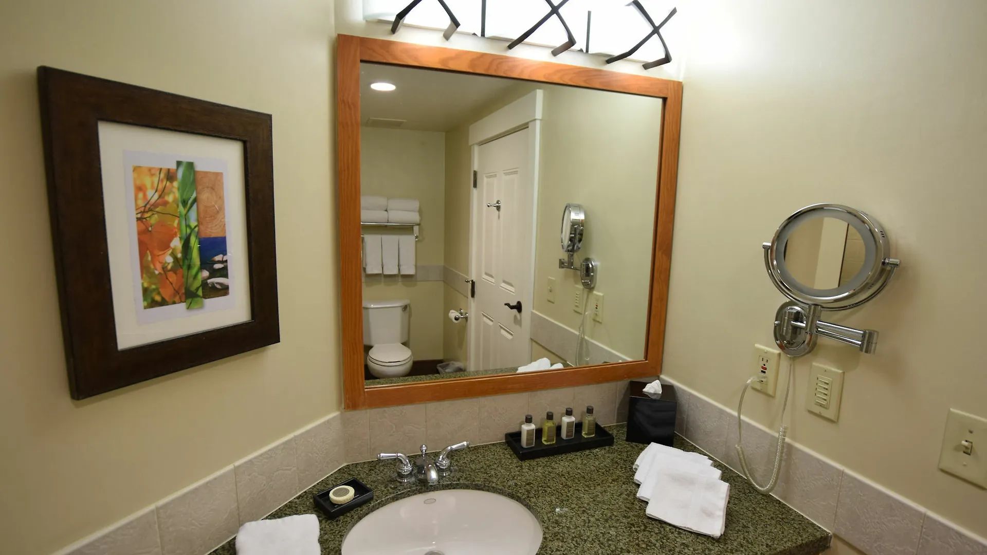 Heavenly Village Condos Stateline Apartment