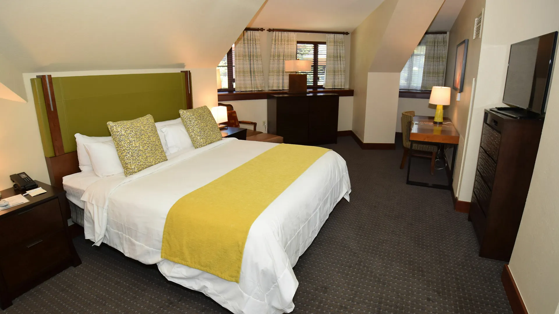 Apartment Heavenly Village Condos Stateline