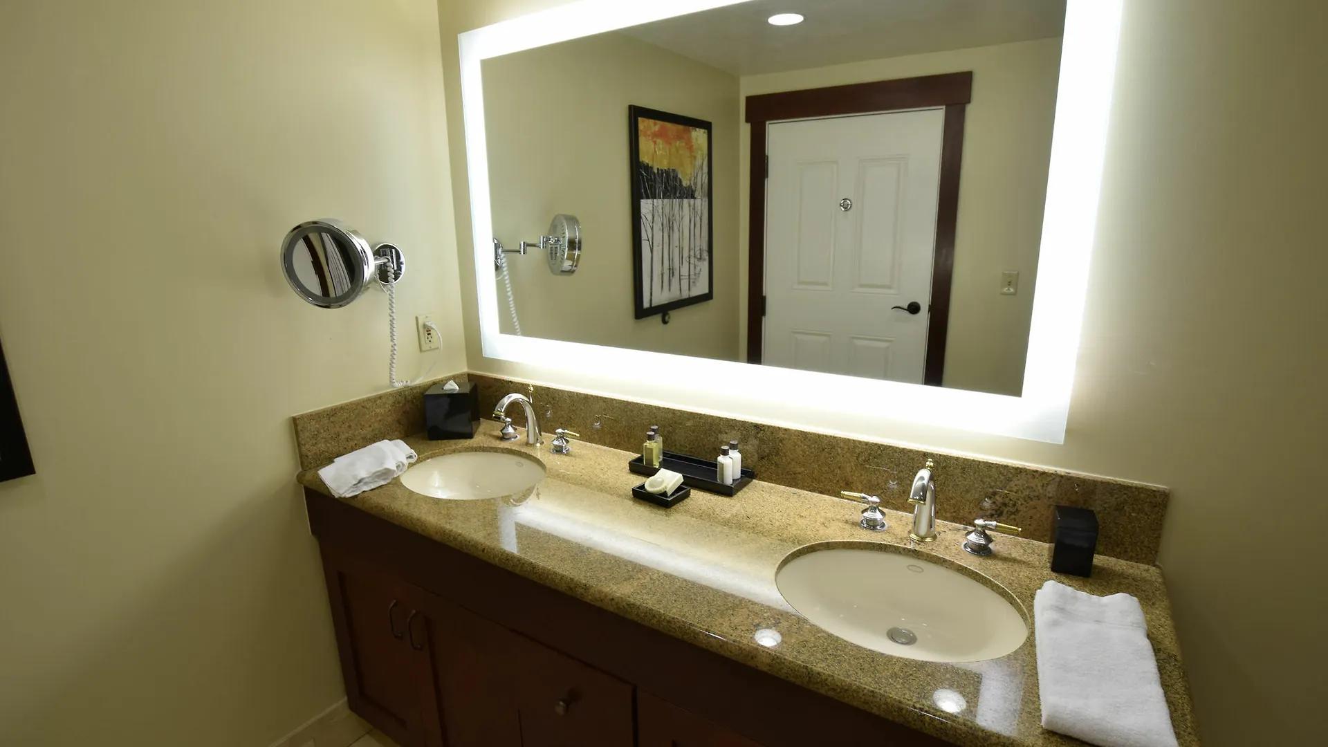 Heavenly Village Condos Stateline