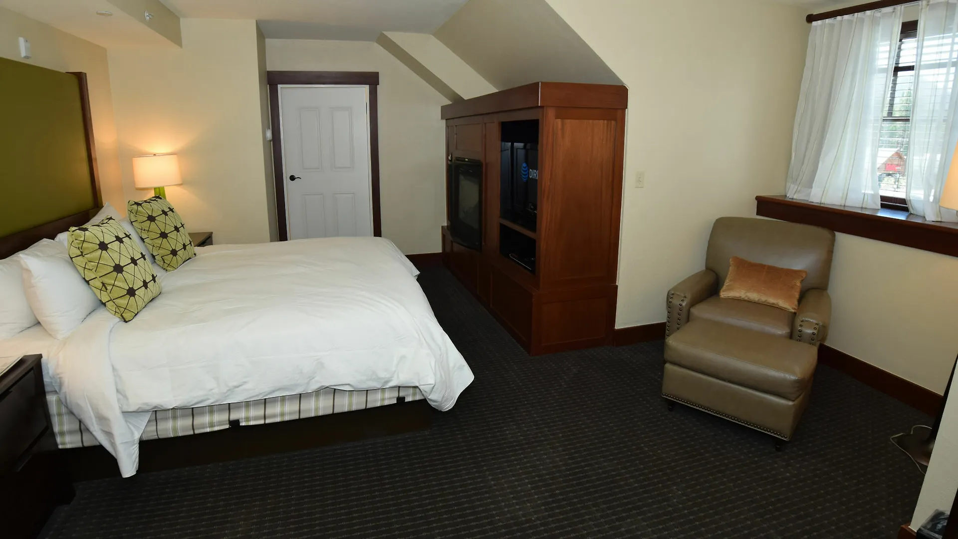 Heavenly Village Condos Stateline